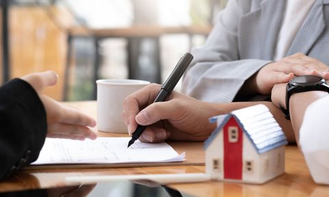 Ecco quali sono le tendenze del mercato italiano dei mutui, dalla durata media ai tassi preferiti, e come evolvono le richieste per prima casa e surroga lignius, case in legno, case prefabbricate in legno, mutui, mercato immobiliare