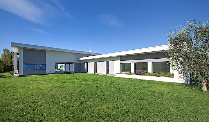 VILLA MODERNA 01 VILLA MODERNA 01