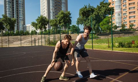 Il mercato immobiliare evolve seguendo la crescente attenzione per benessere e sport: aumenta la richiesta dove si possono praticare attività outdoor lignius, case in legno, case prefabbricate in legno, mercato immobiliare, sport