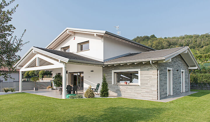 VILLA TRADIZIONALE 6 VILLA TRADIZIONALE 6