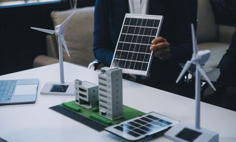 La crisi energetica torna ad alimentare il caro bollette. Legambiente chiede più rinnovabili per ridurre la dipendenza dal gas e contenere i prezzi lignius, case in legno, case prefabbricate in legno, energie rinnovabili, crisi energetica, energia, legambiente